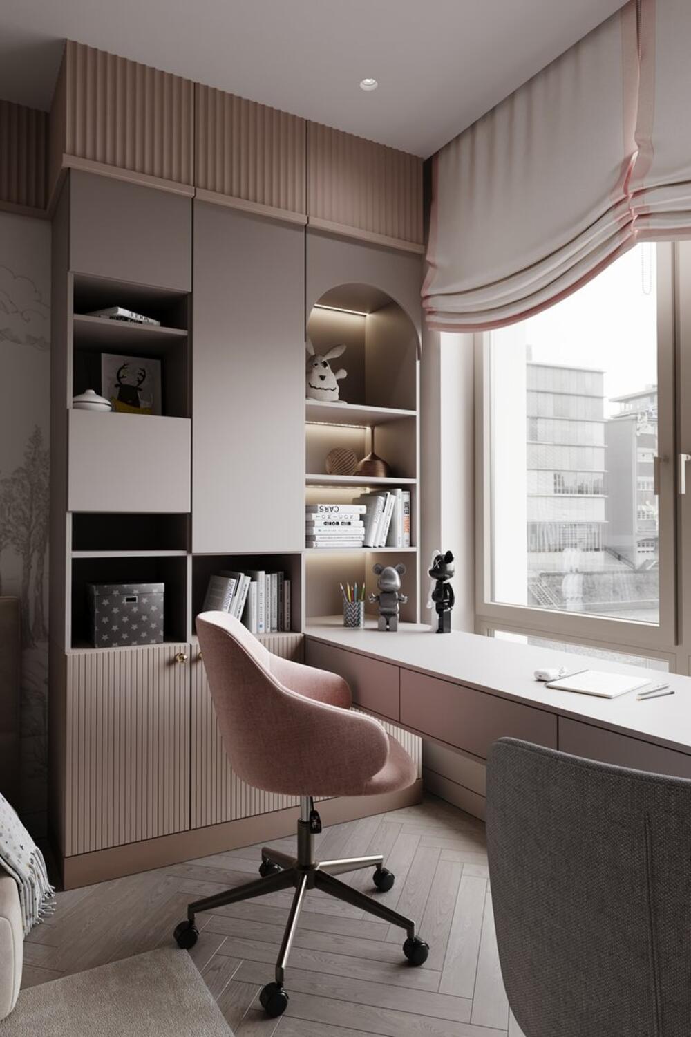 Дизайн сочетает эстетику и функциональность. Полки с точечной подсветкой создают уютную атмосферу